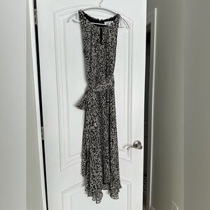 Chetta B Black and Gray Patterned Maxi Dress